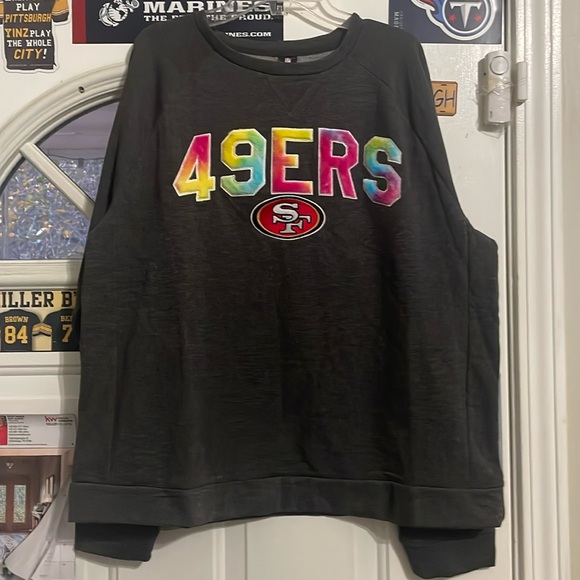 NFL Tops - Super soft San Francisco 49ers ladies sweatshirt. Size xxl. NWOT